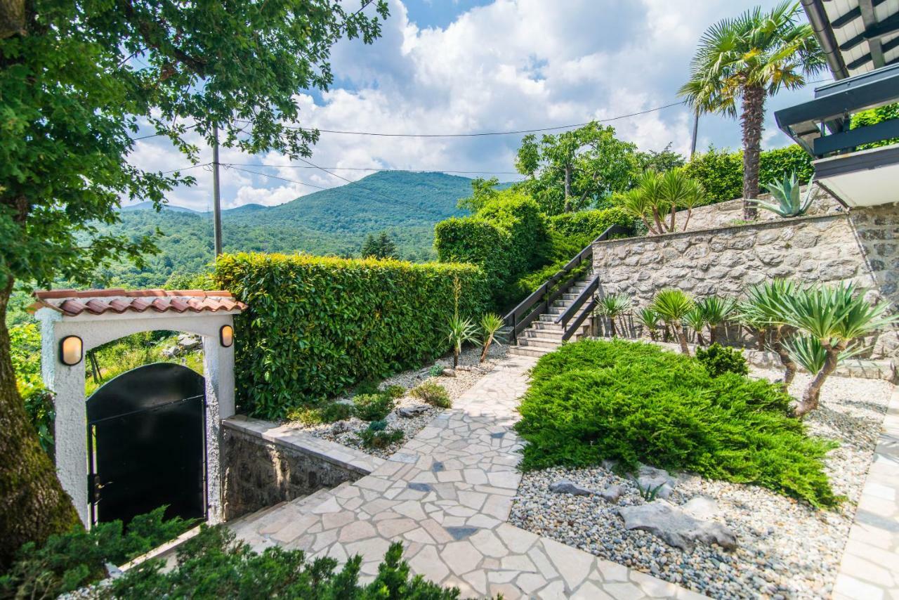 Vila "Zatka" Villa Veprinac Esterno foto